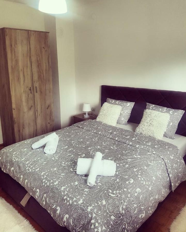 Apartman Kej Pirot Exterior foto