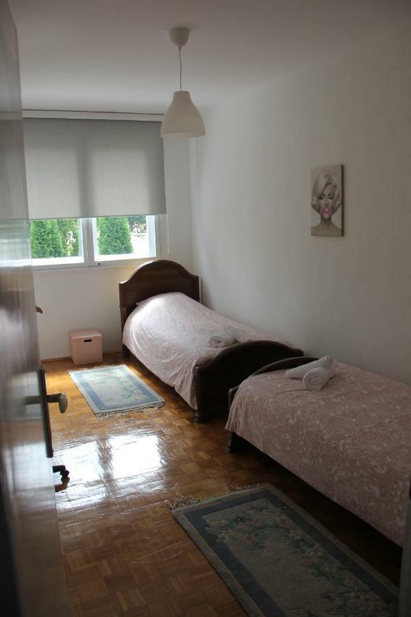 Apartman Kej Pirot Exterior foto