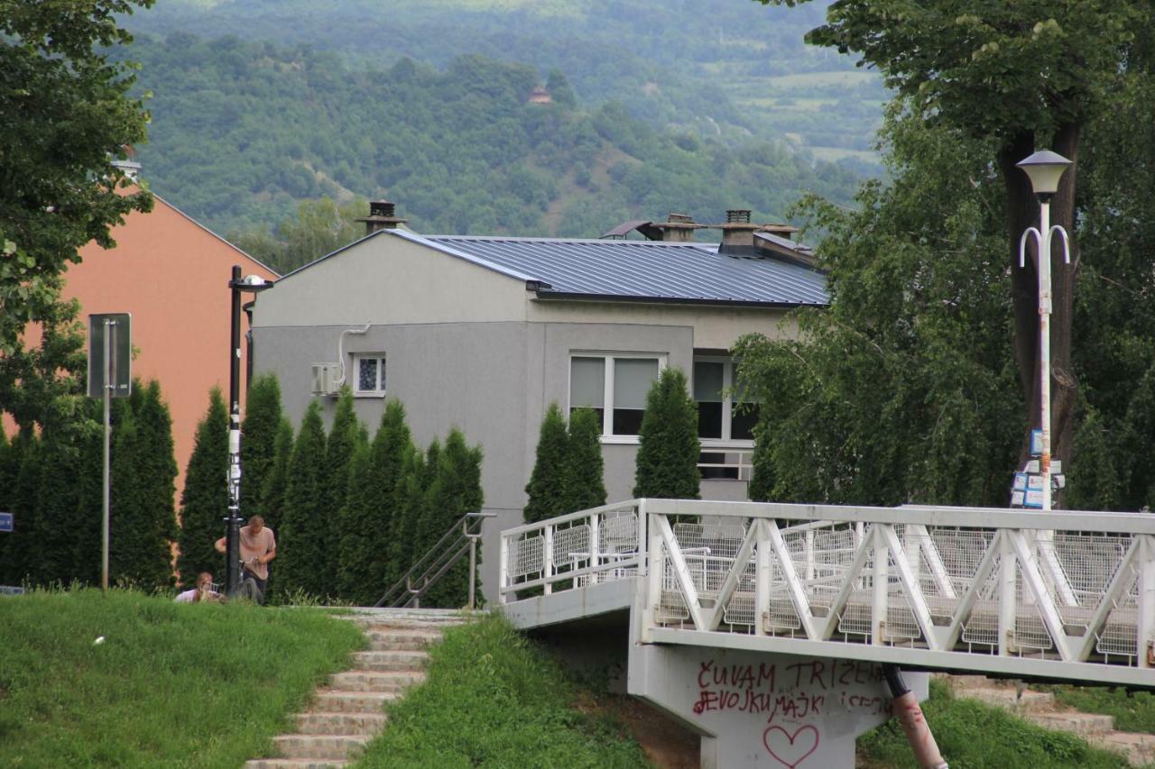 Apartman Kej Pirot Exterior foto